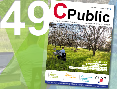COuverture du magasine Cpublic 49 présentant une personne assise à son bureau de travail au milieu d'une clairière entourée d'arbres et de moutons